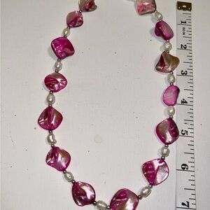 Chic Pink Mother of Pearl Shell & Pearl Beaded Statement‎ Necklace